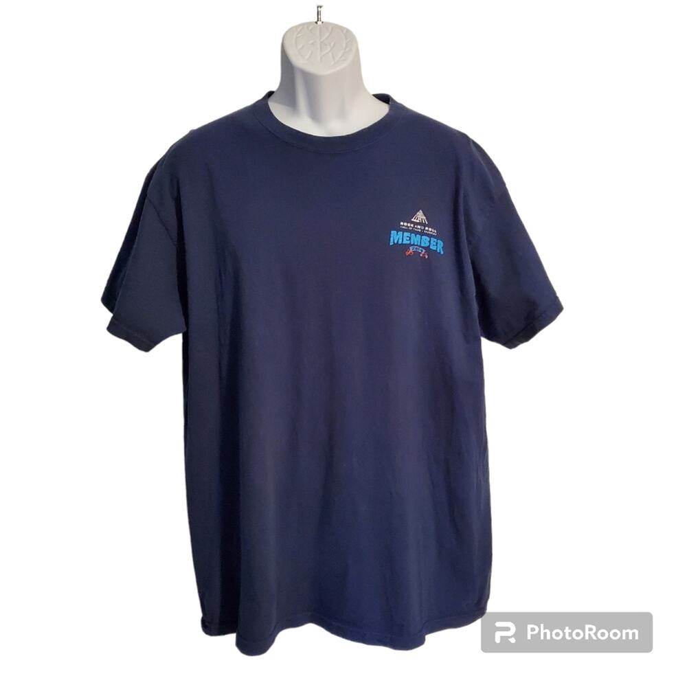 Rock and Roll Hall of Fame t-shirt Navy top with drummer graphic size XL